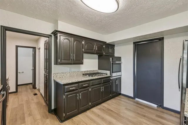 Photo 6 — 8012 NW 15th Street, Oklahoma City, OK 73127
