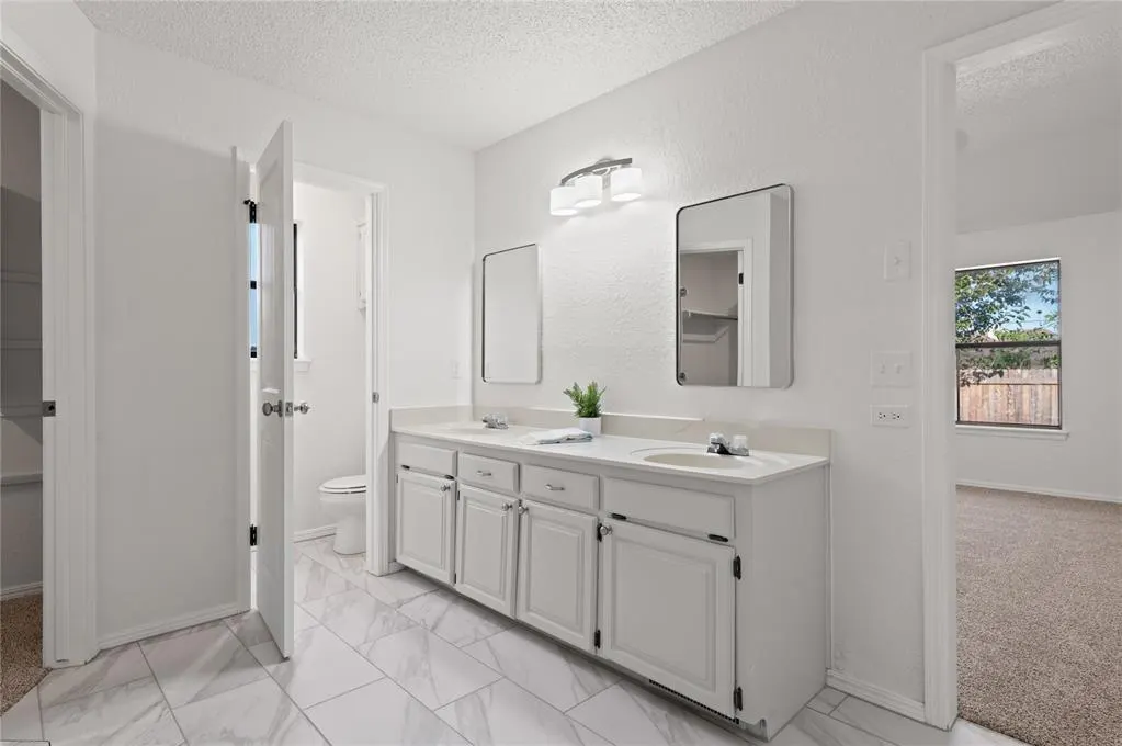 Photo 18 — 8512 Bigwood Drive, Oklahoma City, OK 73135