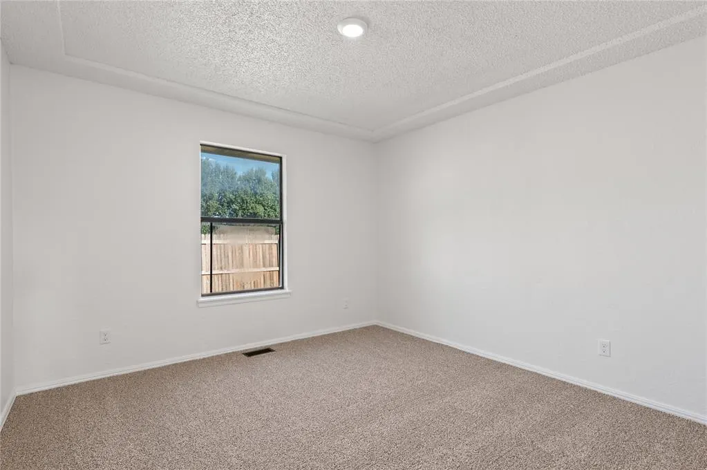 Photo 26 — 8512 Bigwood Drive, Oklahoma City, OK 73135