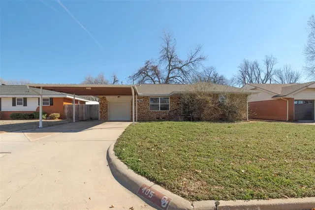 Front exterior — 405 Margaret Drive, Norman, OK 73069