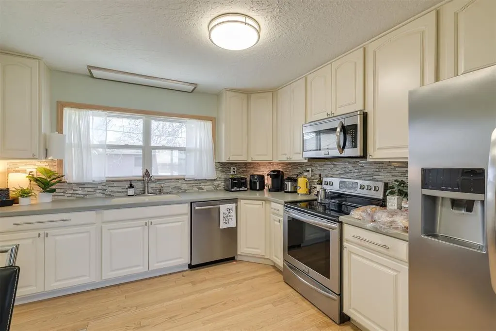 Photo 2 — 405 Margaret Drive, Norman, OK 73069