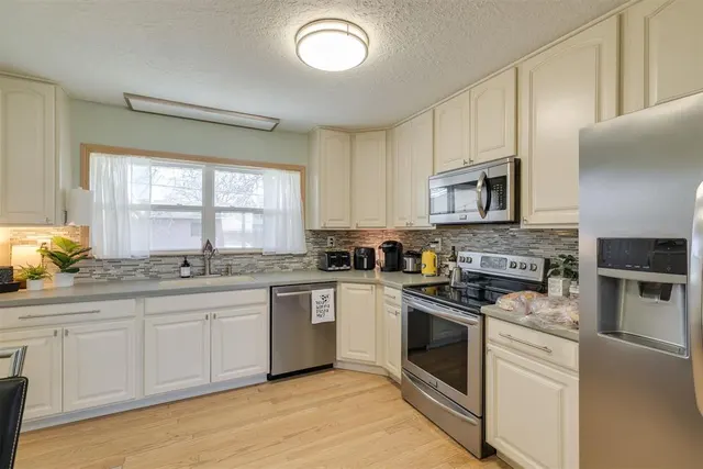 Photo 2 — 405 Margaret Drive, Norman, OK 73069