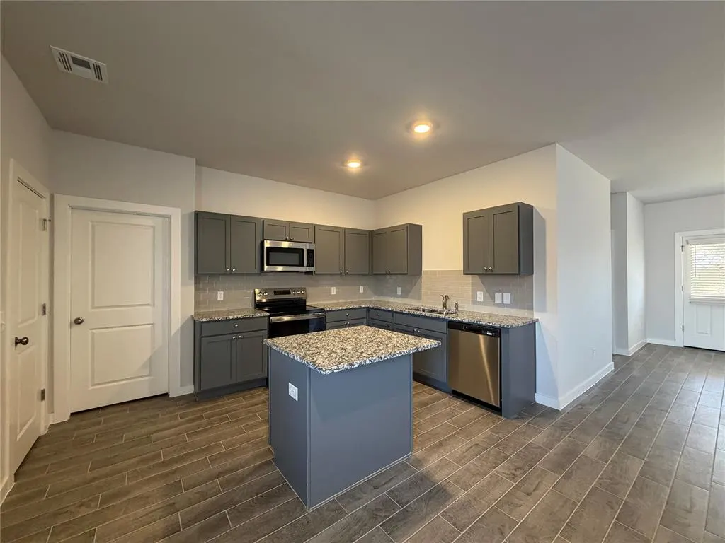 Photo 4 — 17110 Lantana Loop, Newalla, OK 74857