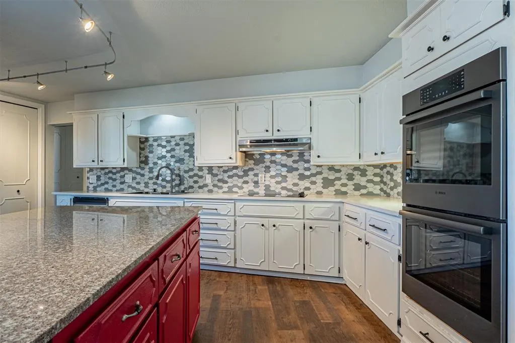 Photo 11 — 2808 NW 115th Place, Oklahoma City, OK 73120
