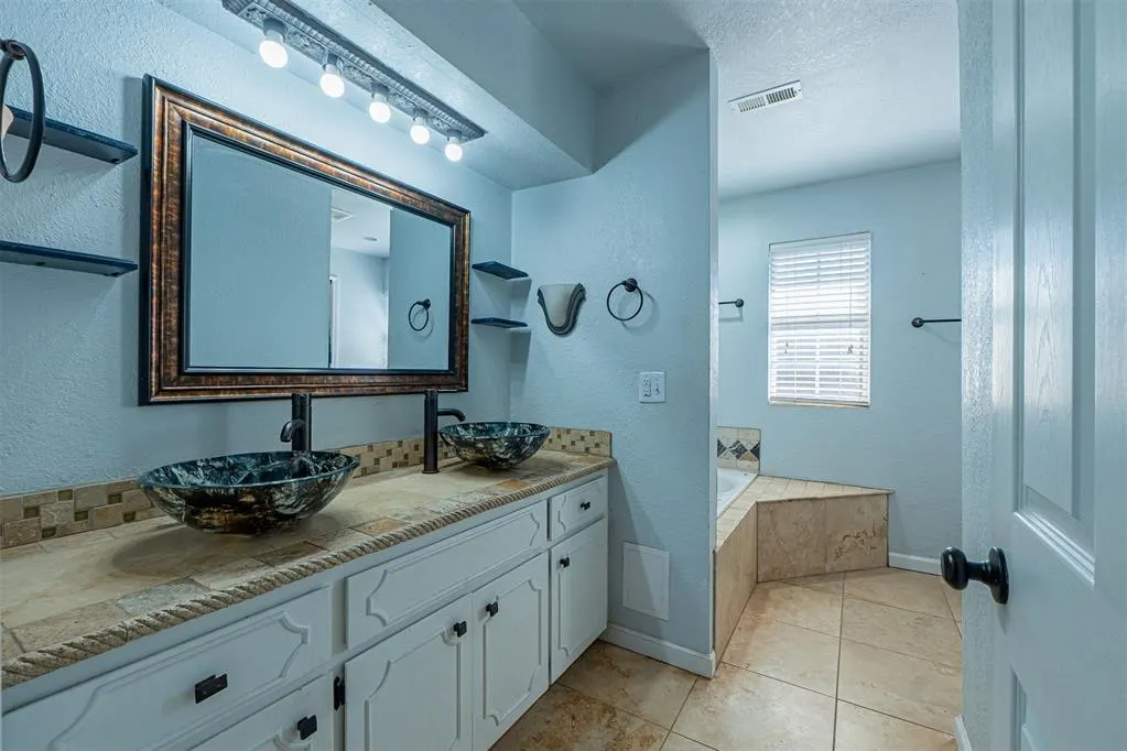 Photo 17 — 2808 NW 115th Place, Oklahoma City, OK 73120