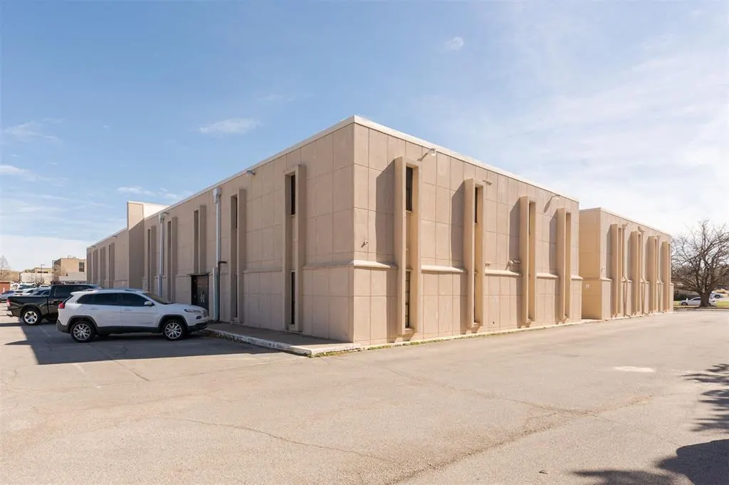 Photo 5 — 3801 NW 63rd Street 2 & 3, Oklahoma City, OK 73116