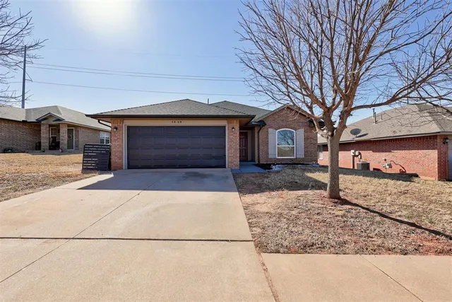 Photo 2 — 1548 NW 123rd Place, Oklahoma City, OK 73120