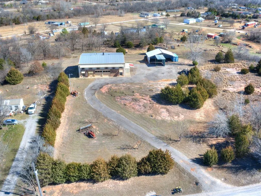 Photo 4 — 17050 Valley View Road, Newalla, OK 74857