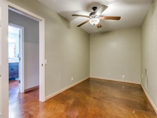 Photo 7 — 17050 Valley View Road, Newalla, OK 74857