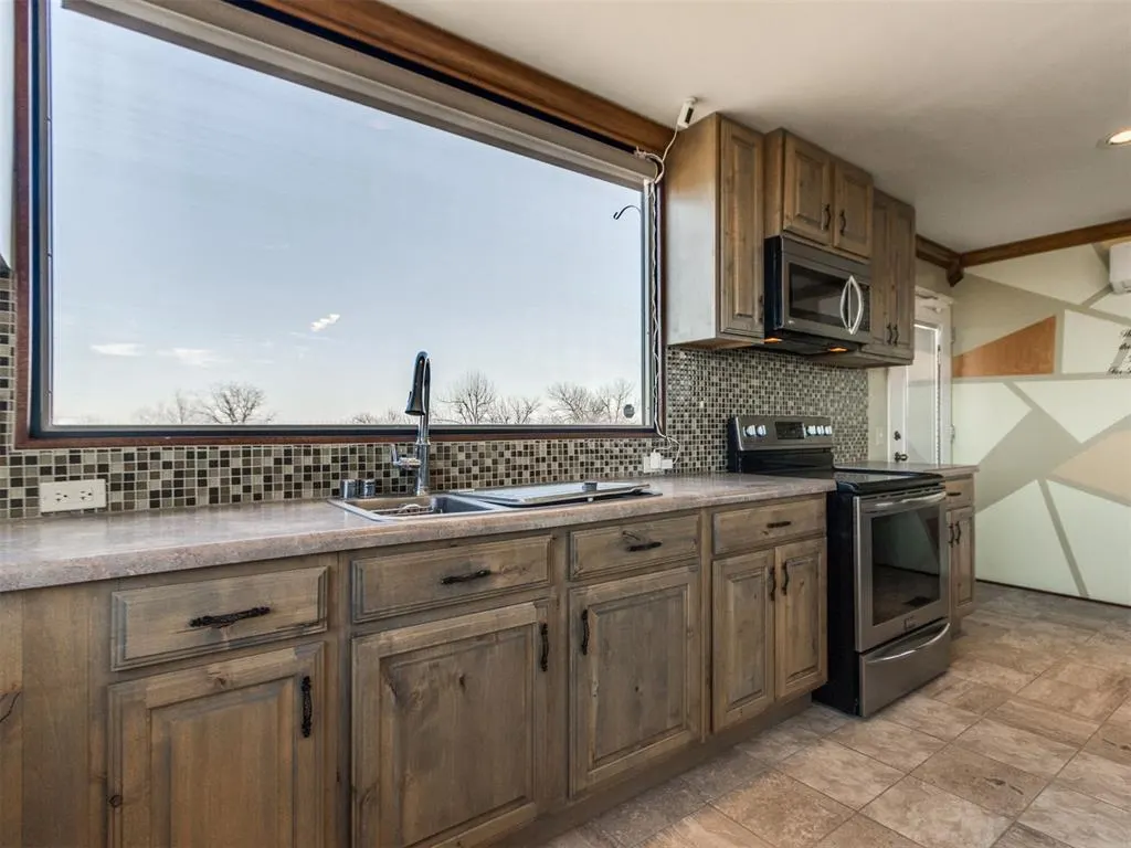 Photo 34 — 17050 Valley View Road, Newalla, OK 74857