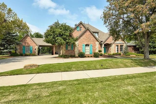 Photo 3 — 12701 Downsview Lane, Oklahoma City, OK 73142