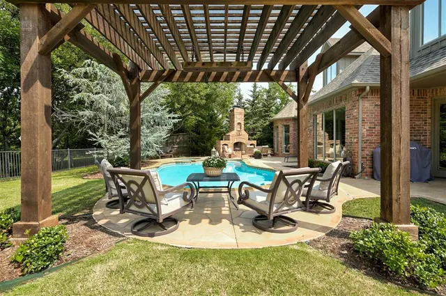 Photo 8 — 12701 Downsview Lane, Oklahoma City, OK 73142