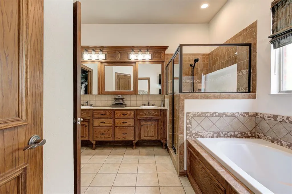 Photo 29 — 12701 Downsview Lane, Oklahoma City, OK 73142