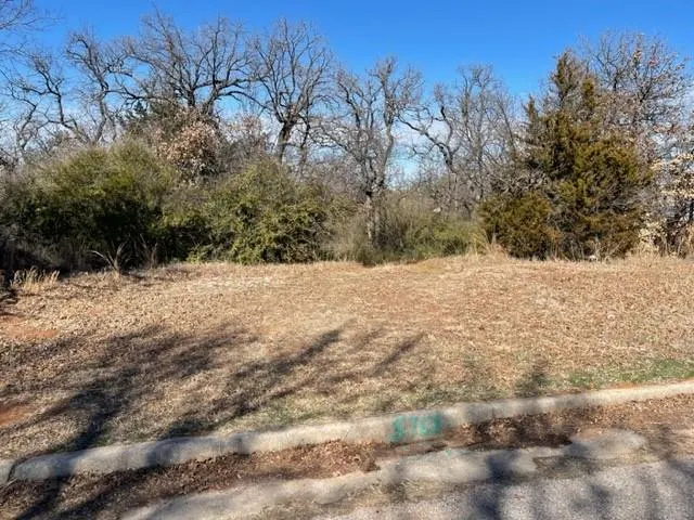 Photo 6 — 5713 N Everest Avenue, Oklahoma City, OK 73111