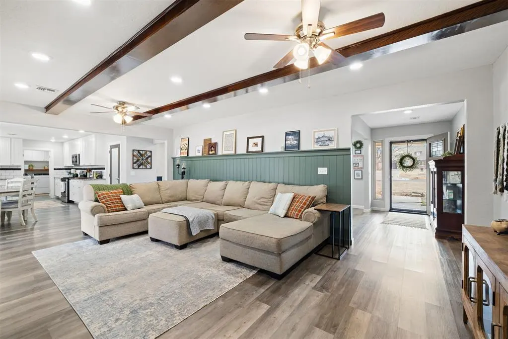 Photo 8 — 2209 Sunset Drive, Duncan, OK 73533