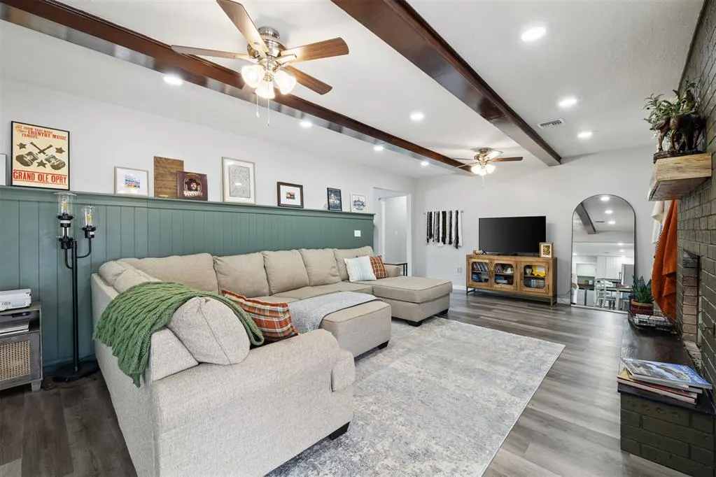 Photo 9 — 2209 Sunset Drive, Duncan, OK 73533
