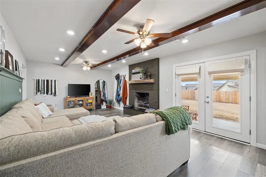 Photo 10 — 2209 Sunset Drive, Duncan, OK 73533