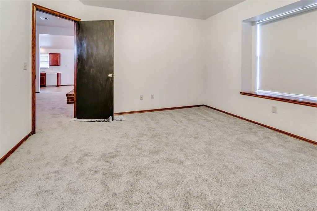 Photo 13 — 8301 Rayburn Avenue, Oklahoma City, OK 73149