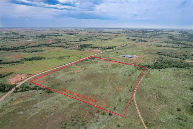 Photo 3 — N 1970 Road, Elk City, OK 73644