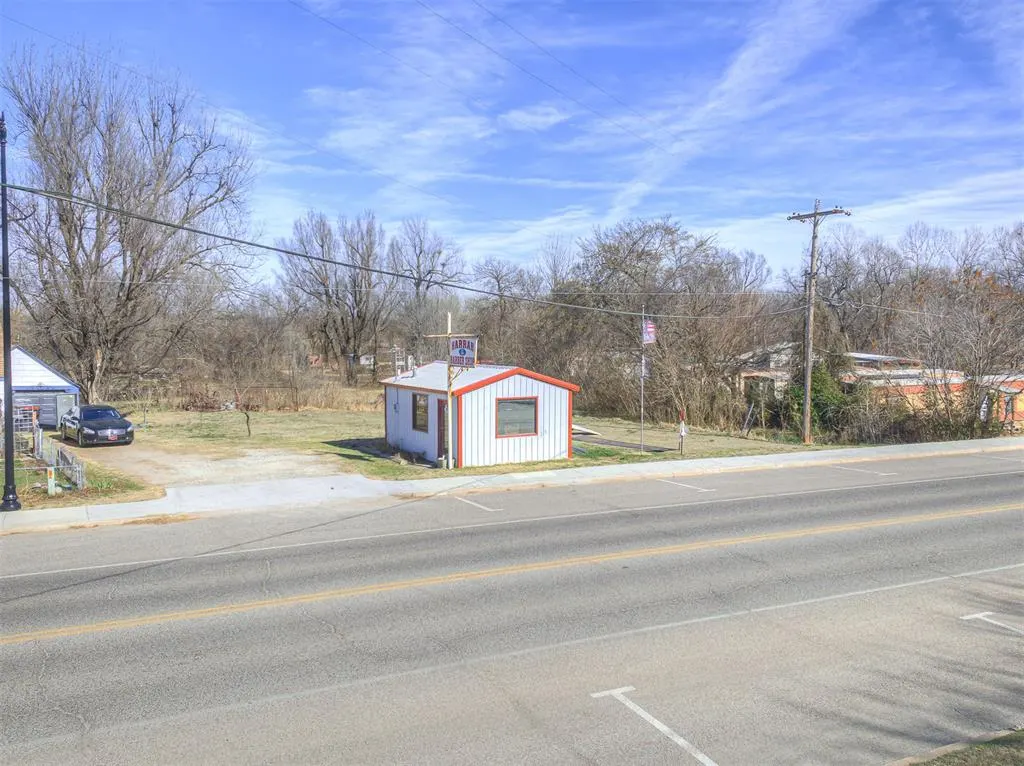 Photo 10 — 1834 Church Avenue, Harrah, OK 73045