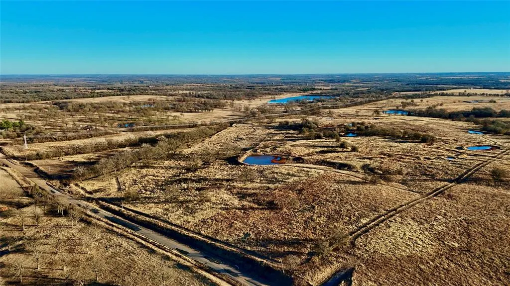 Photo 10 — 12 Wilshire Drive, McLoud, OK 74851