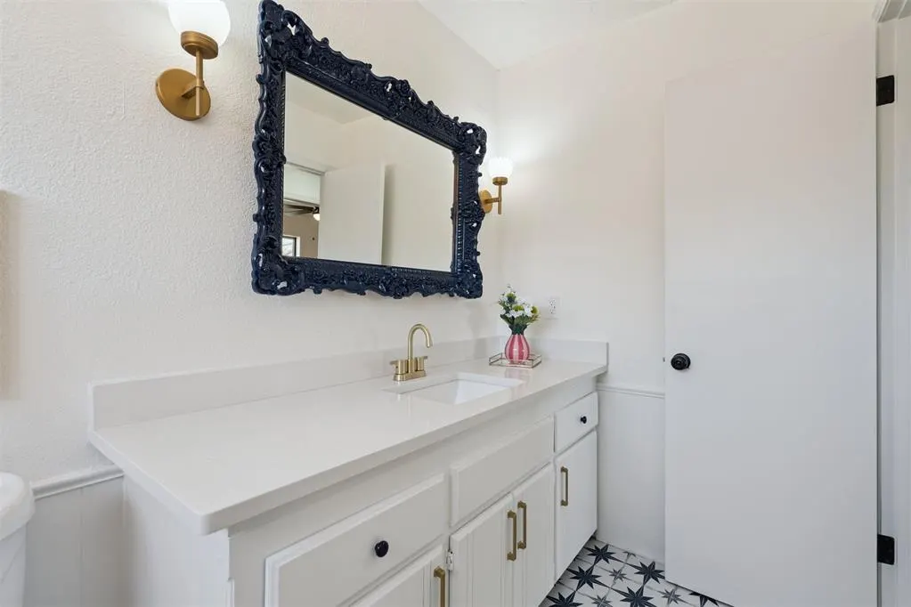 Photo 46 — 208 SW 32nd Street, Moore, OK 73160