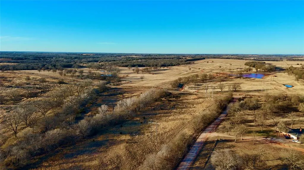 Photo 5 — 14 Wilshire Drive, McLoud, OK 74851