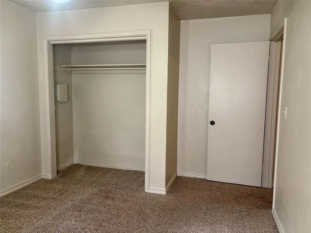 Photo 13 — 4913 N Independence Avenue, Oklahoma City, OK 73112