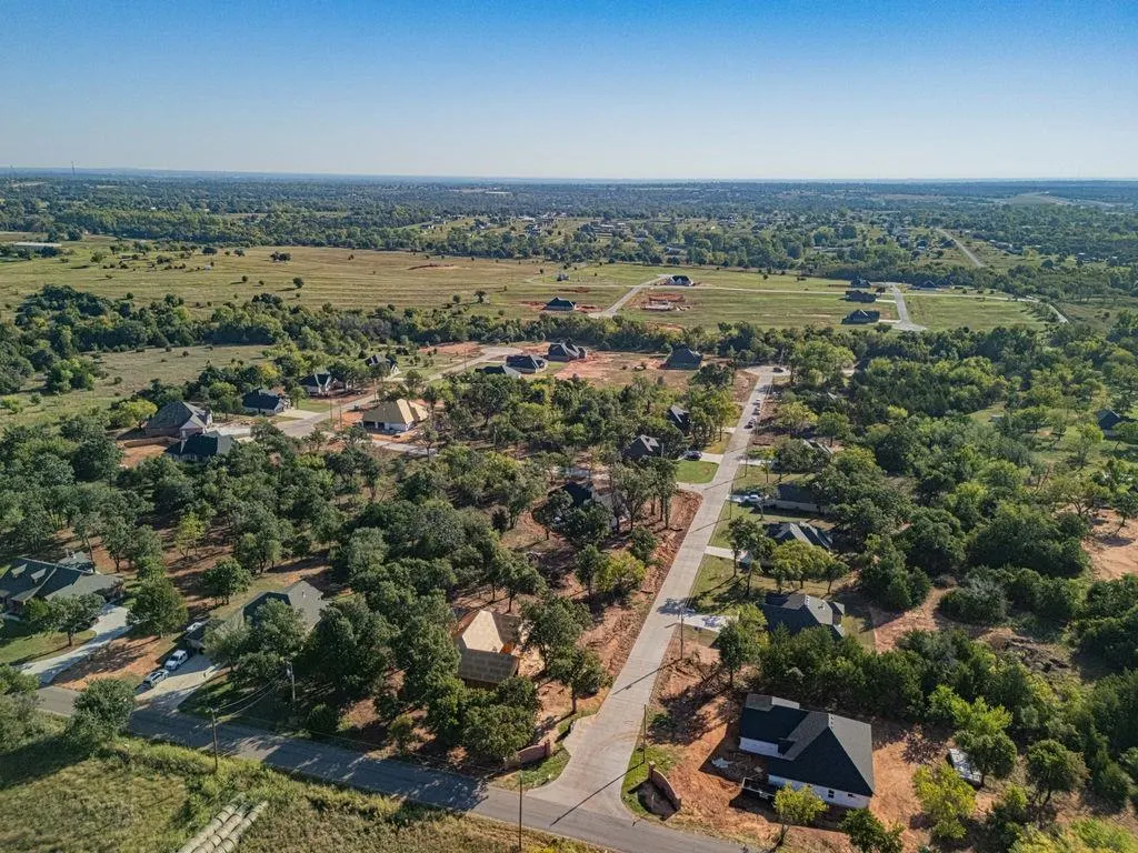 Photo 7 — 1172 Wolf Creek Drive Drive, Blanchard, OK 73010