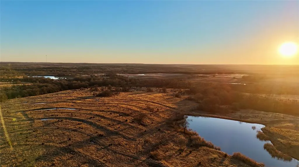 Photo 2 — 9 White Rock Road, McLoud, OK 74851