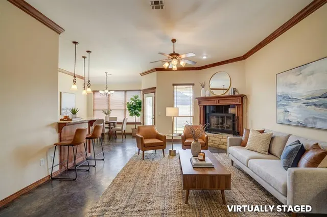 Photo 2 — 612 N Timber Road, Oklahoma City, OK 73130