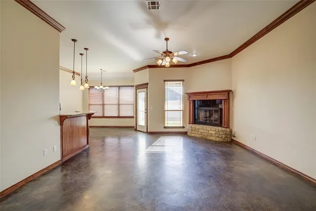 Photo 3 — 612 N Timber Road, Oklahoma City, OK 73130