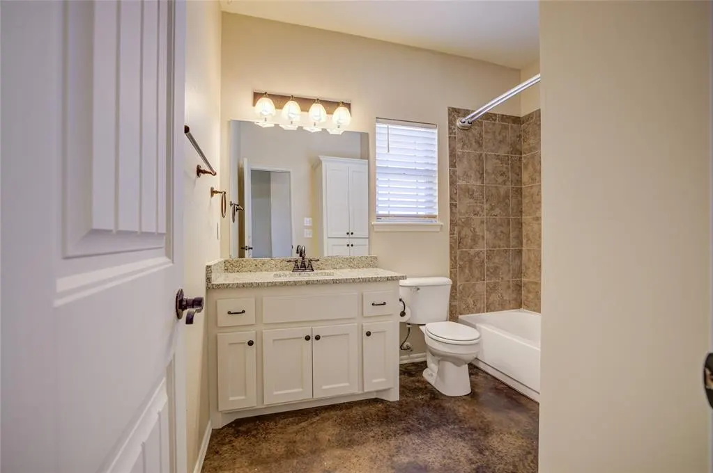 Photo 16 — 612 N Timber Road, Oklahoma City, OK 73130
