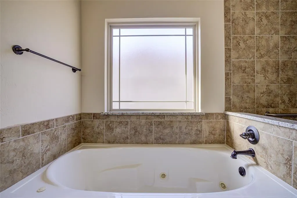 Photo 26 — 612 N Timber Road, Oklahoma City, OK 73130