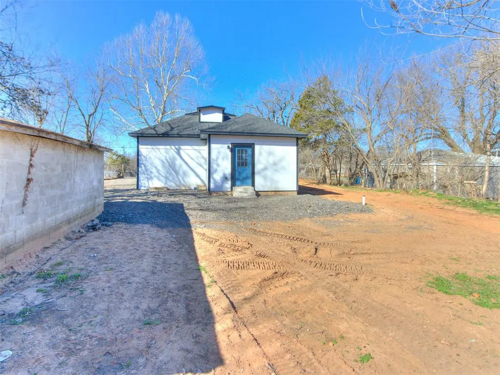 Photo 7 — 2716 N Trosper Drive, Oklahoma City, OK 73141