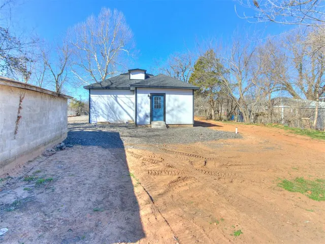 Photo 7 — 2716 N Trosper Drive, Oklahoma City, OK 73141