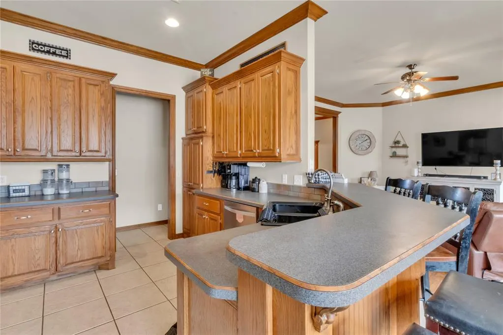 Photo 11 — 18102 Timber Valley, Choctaw, OK 73020