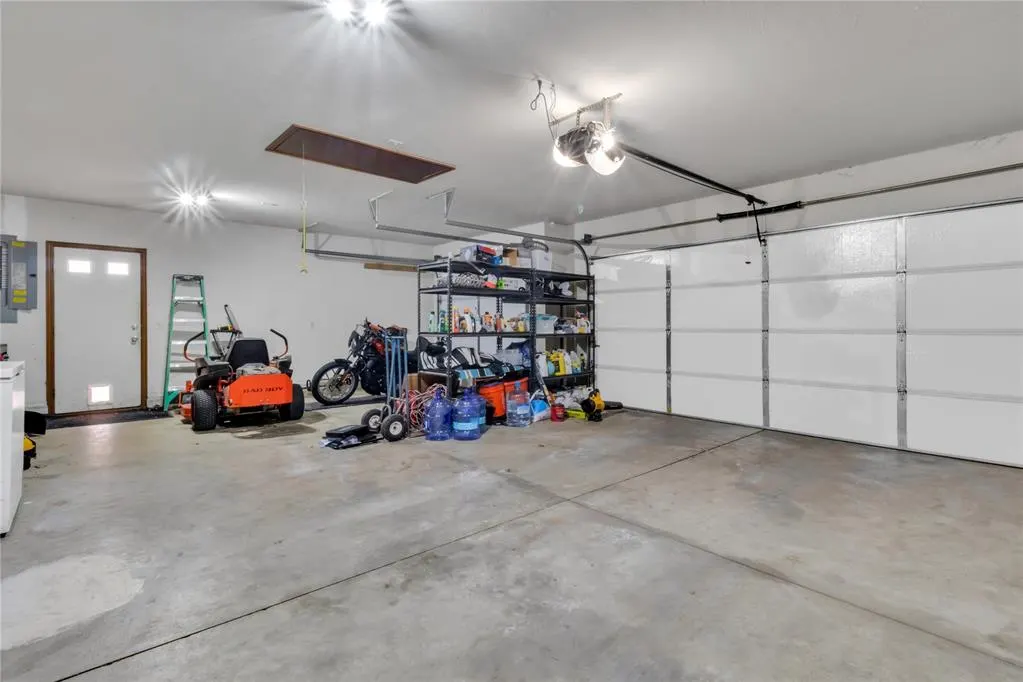 Photo 34 — 18102 Timber Valley, Choctaw, OK 73020