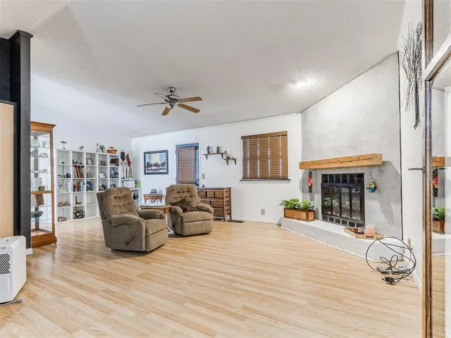 Photo 6 — 713 Lapwing Road, Edmond, OK 73003