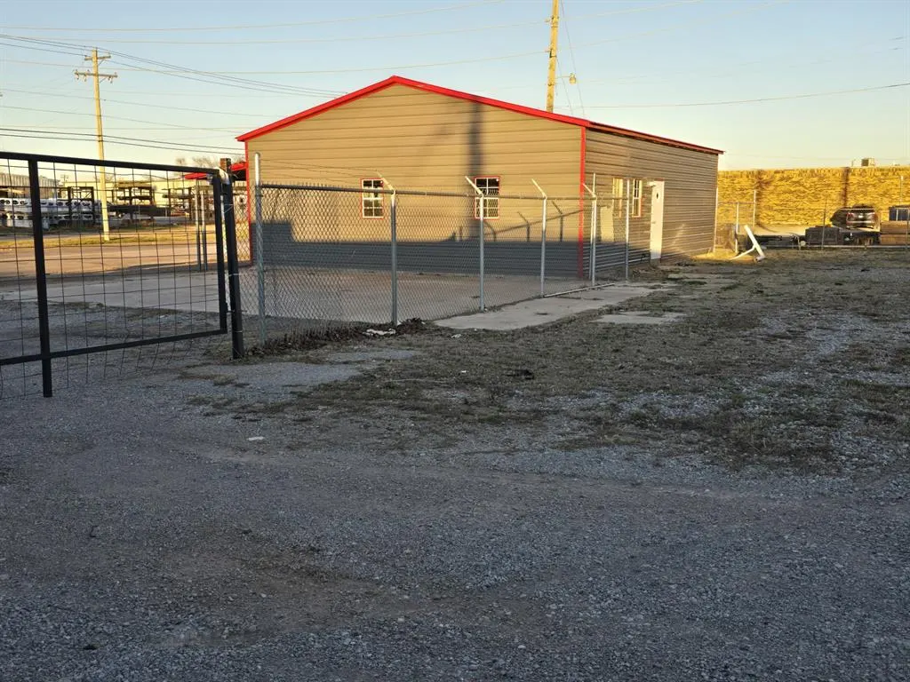 Photo 5 — 1830 SE 29th Street, Oklahoma City, OK 73129