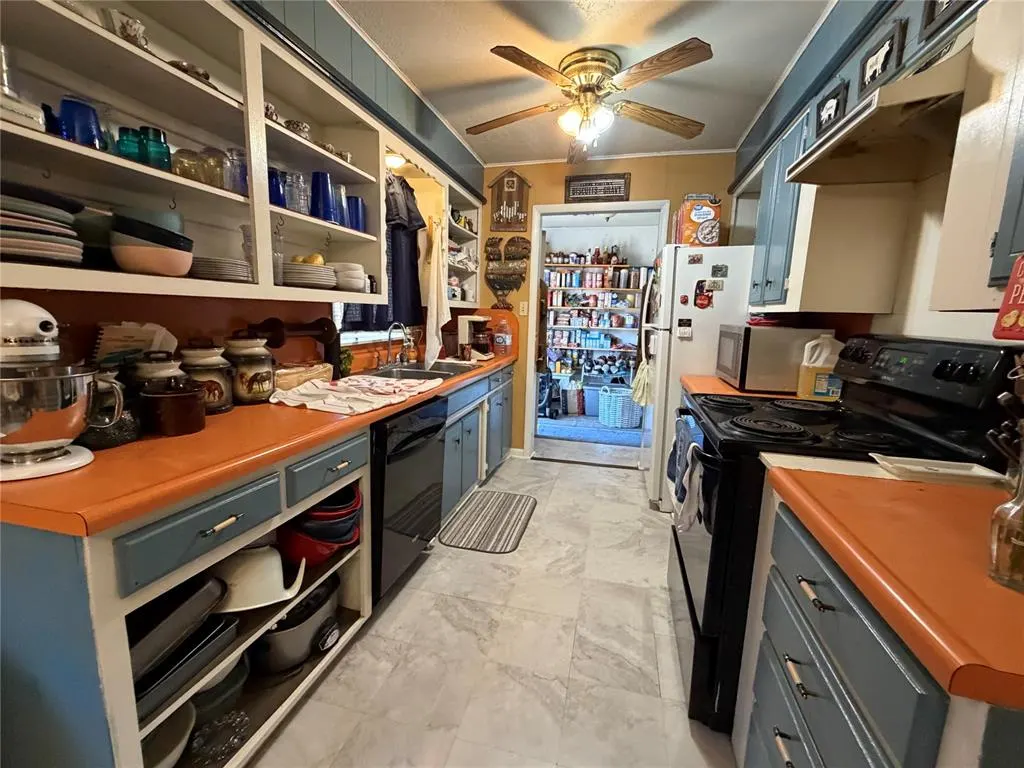 Photo 6 — 1110 N Grant Street, Cordell, OK 73632