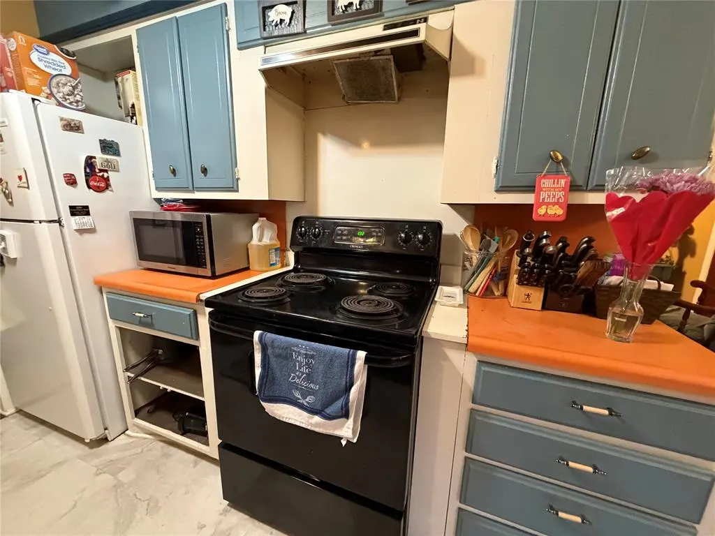 Photo 15 — 1110 N Grant Street, Cordell, OK 73632