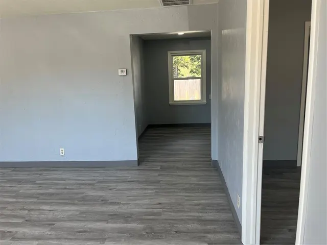 Photo 2 — 4409 N Meridian Avenue, Oklahoma City, OK 73112