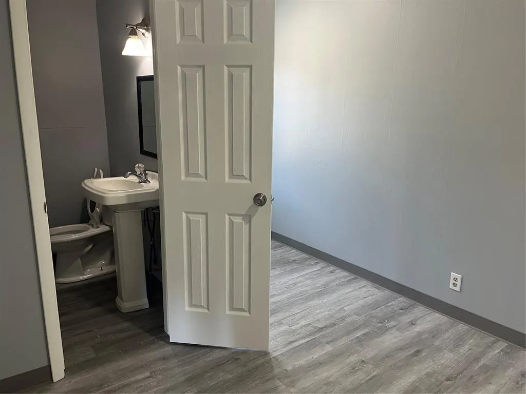 Photo 6 — 4409 N Meridian Avenue, Oklahoma City, OK 73112
