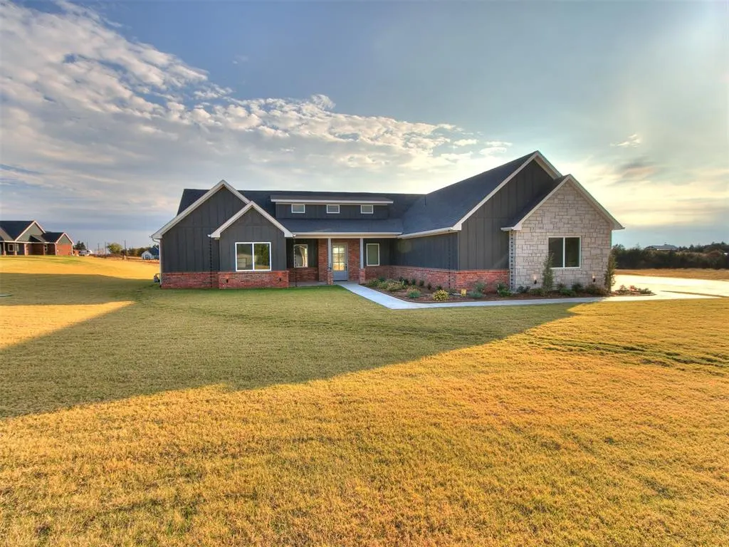 Photo 6 — 4501 Raymond Lane, Guthrie, OK 73044