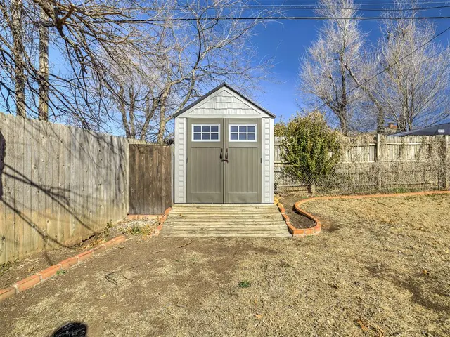 Photo 5 — 237 W Rose Drive, Midwest City, OK 73110