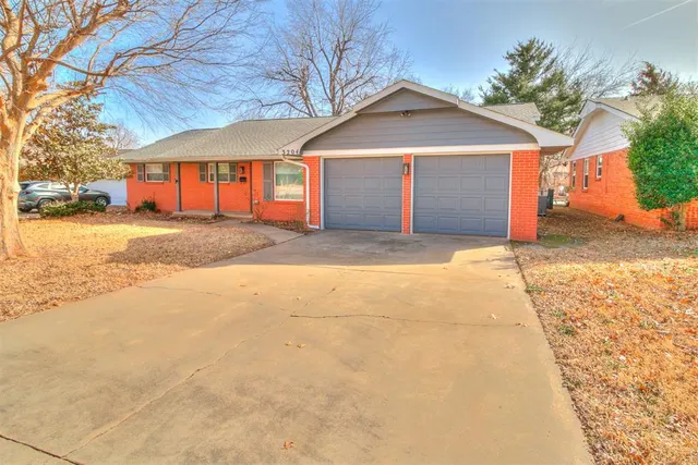 Front exterior — 3204 NW 35th Street, Oklahoma City, OK 73112