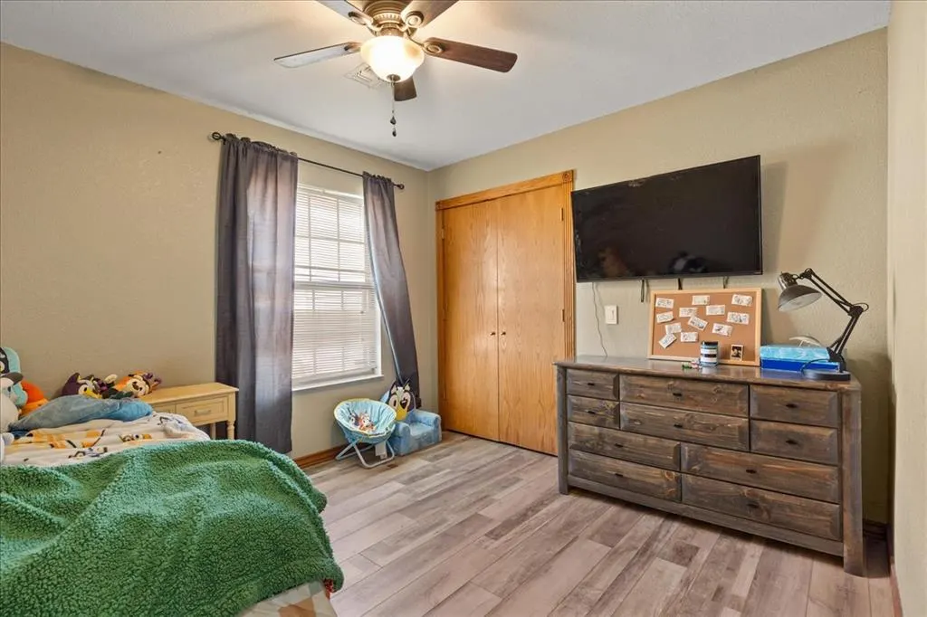 Photo 26 — 1014 N Marion Avenue, Hinton, OK 73047
