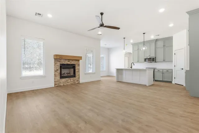 Photo 6 — 12044 Bentley Drive, Guthrie, OK 73044