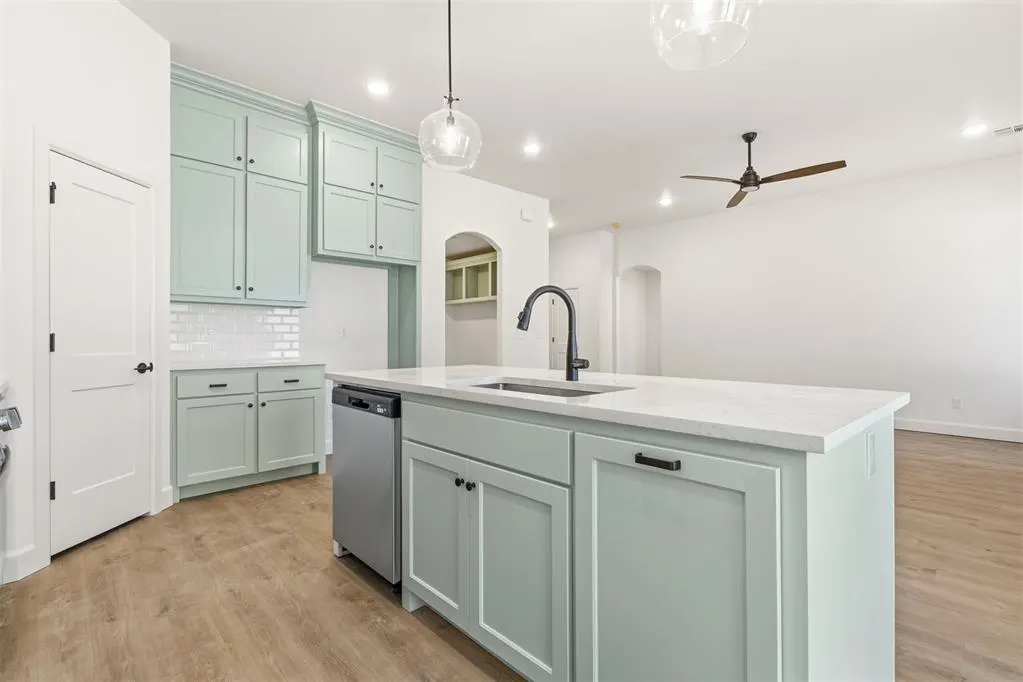 Photo 12 — 12044 Bentley Drive, Guthrie, OK 73044